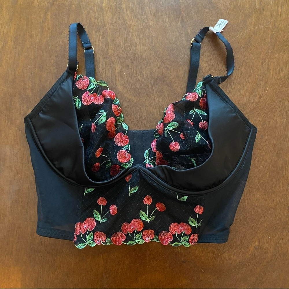 New Victoria’s Secret Cherry Black Long Line Bustier Bra 36DD NWT Whimsigoth Top